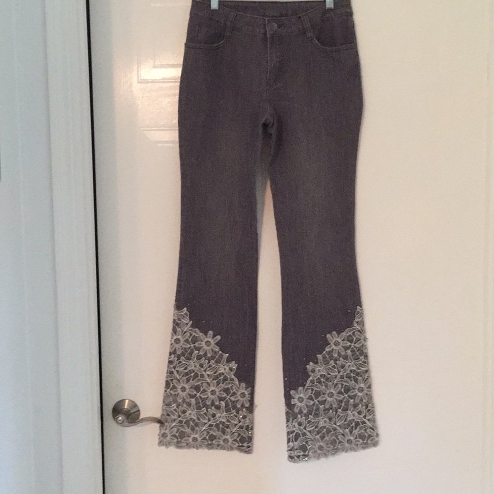 AZI gray jeans with embroidery